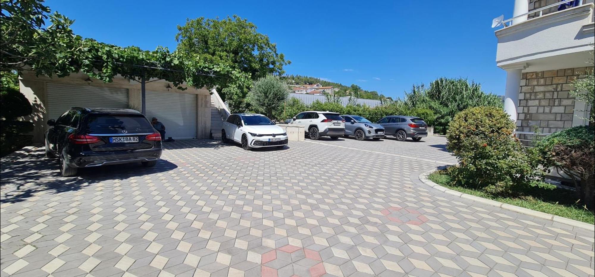 Meti Apartments Ulcinj Luaran gambar